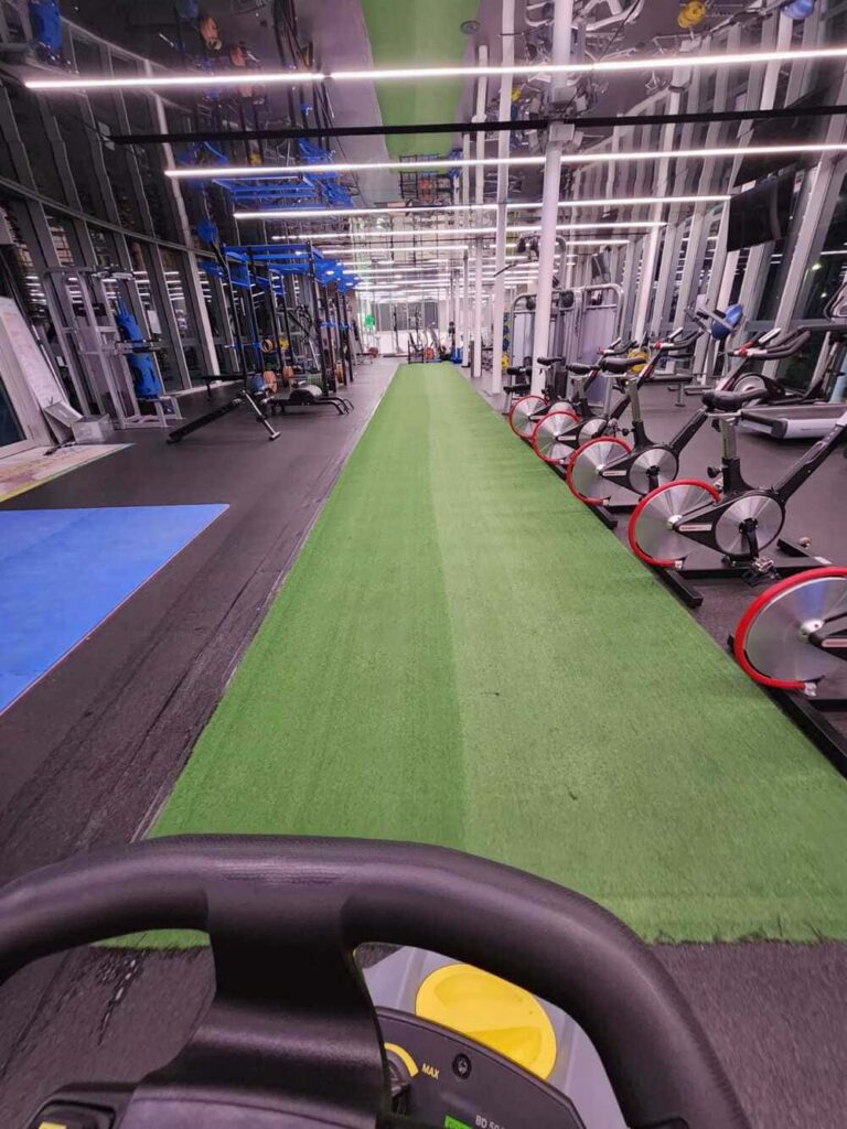Inticlean commercial cleaning service maintaining gym flooring and exercise equipment in Brisbane facility